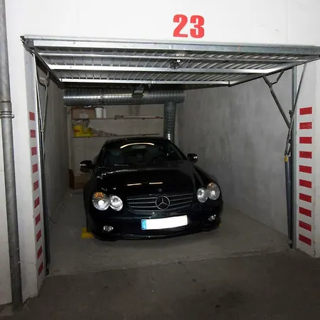 Ivantea With Garage In * 스플리트